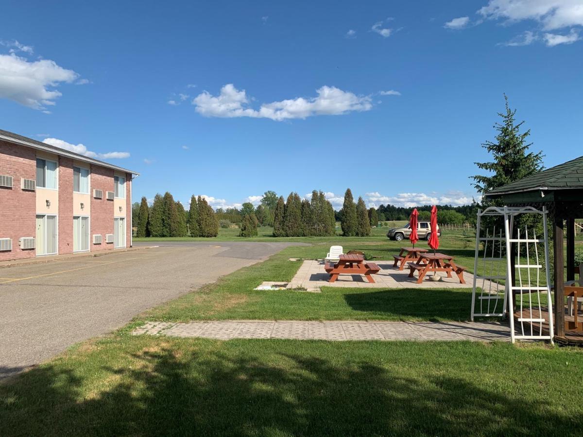 Motel Bécancour Exterior photo
